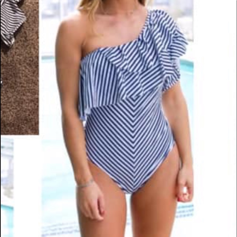 Bathing suit